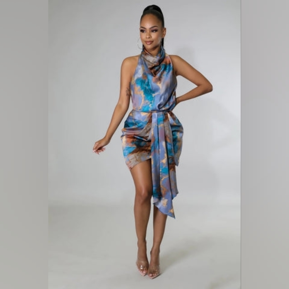 Elegant Multicolor Ocean Abstract Halter Dress (S)
